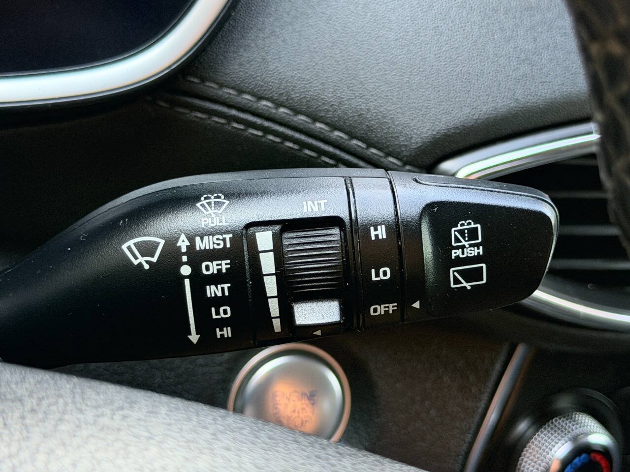 Used 2020 Hyundai Santa Fe SEL AWD/4WD image 41