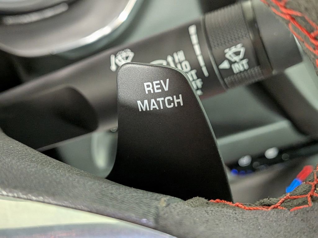 Used 2020 Chevrolet Camaro ZL1 image 25