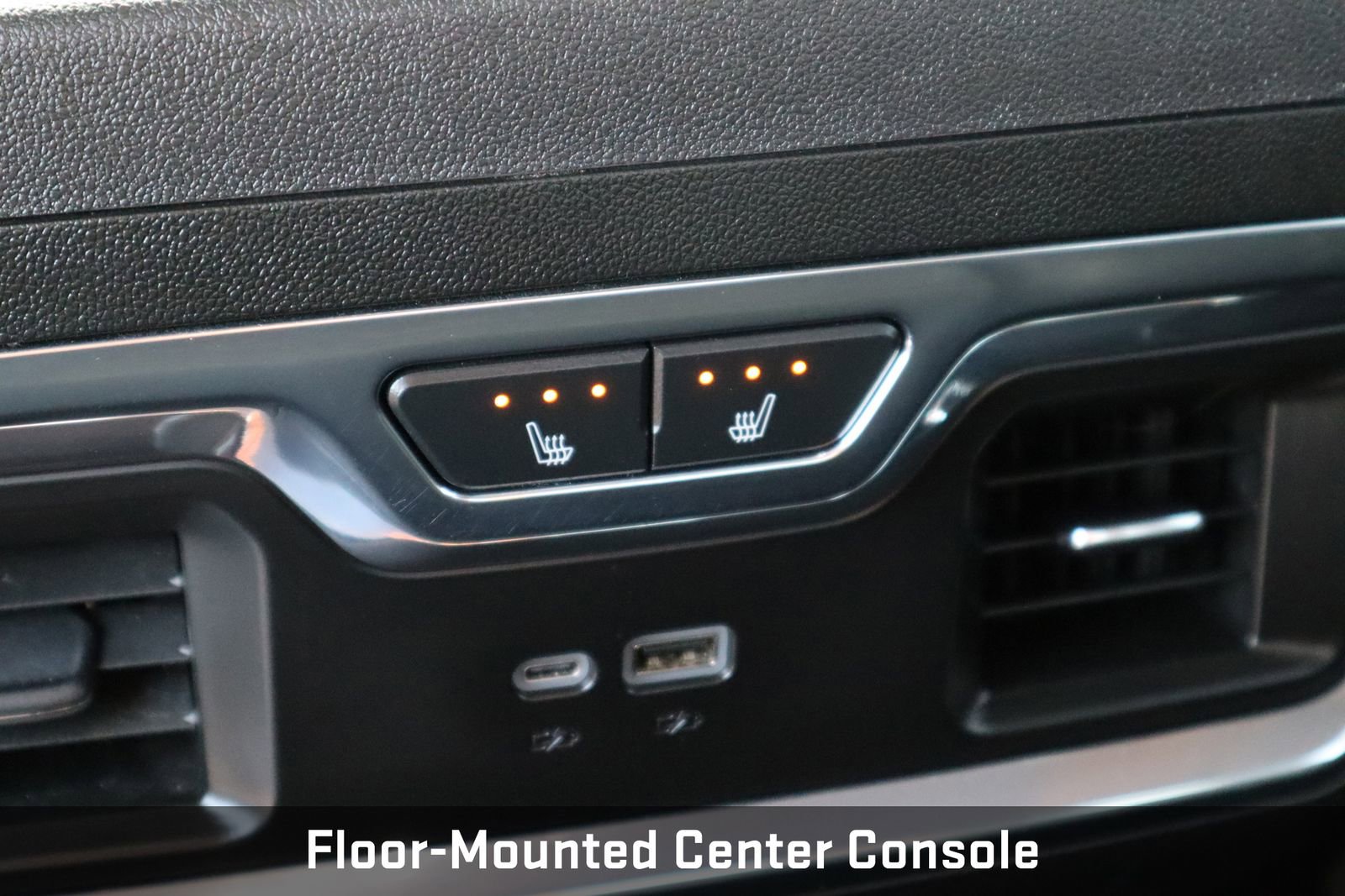 Used 2024 Chevrolet Silverado 2500 LTZ w/ LTZ Plus Package image 27