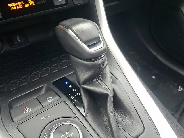 Certified 2022 Toyota RAV4 XLE Premium AWD/4WD image 20