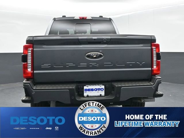 New 2026 Ford F250 Lariat w/ Black Appearance Package image 7