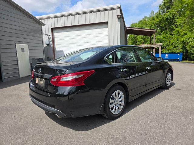 Used 2018 Nissan Altima 2.5 S w/ S Convenience Package image 10