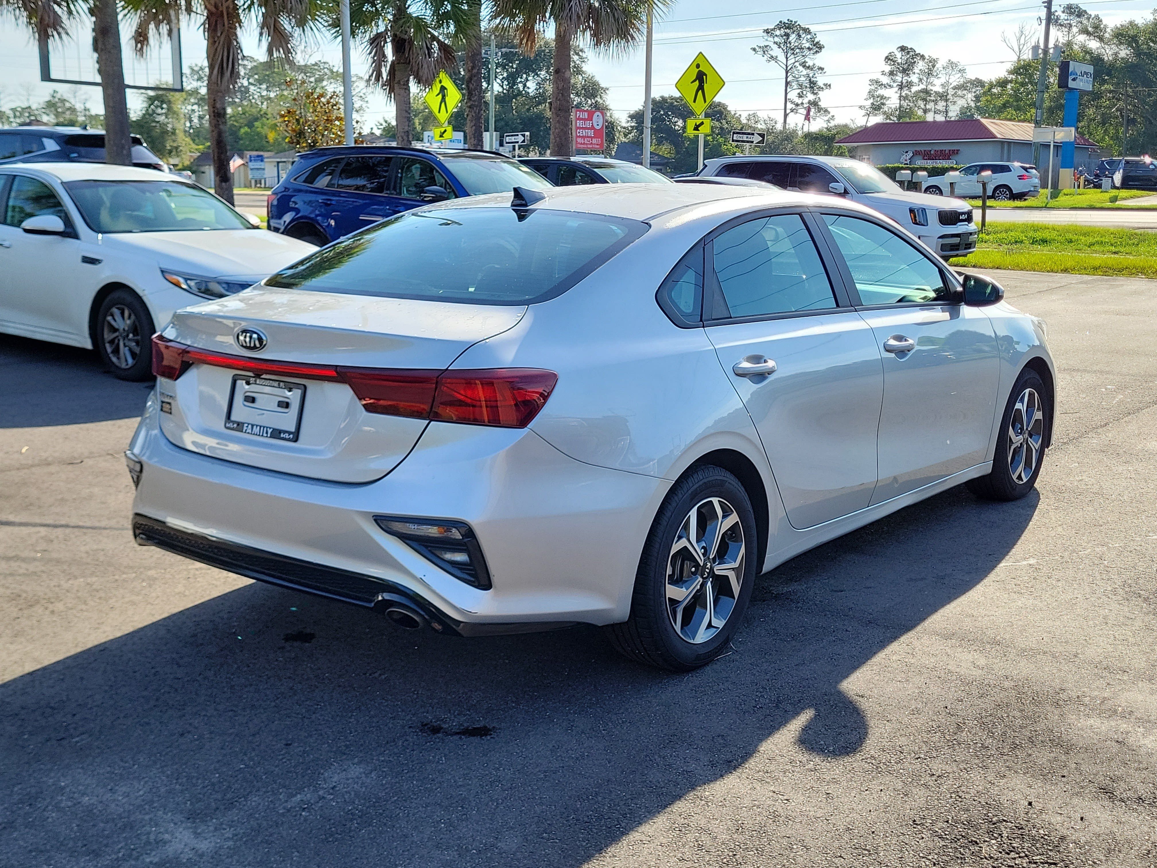 Used 2020 Kia Forte LXS FWD image 6