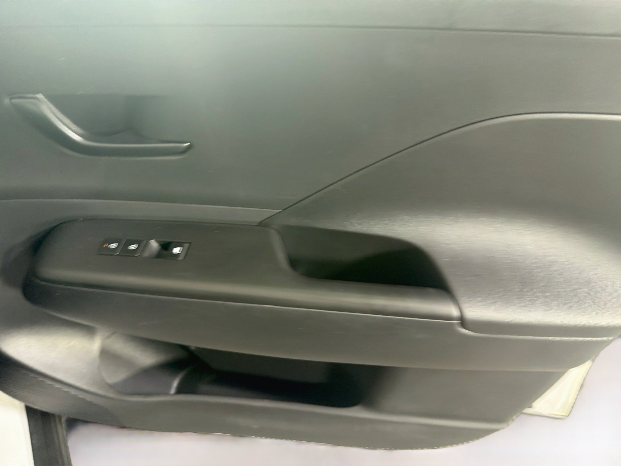 Used 2025 Hyundai Kona SEL FWD image 29