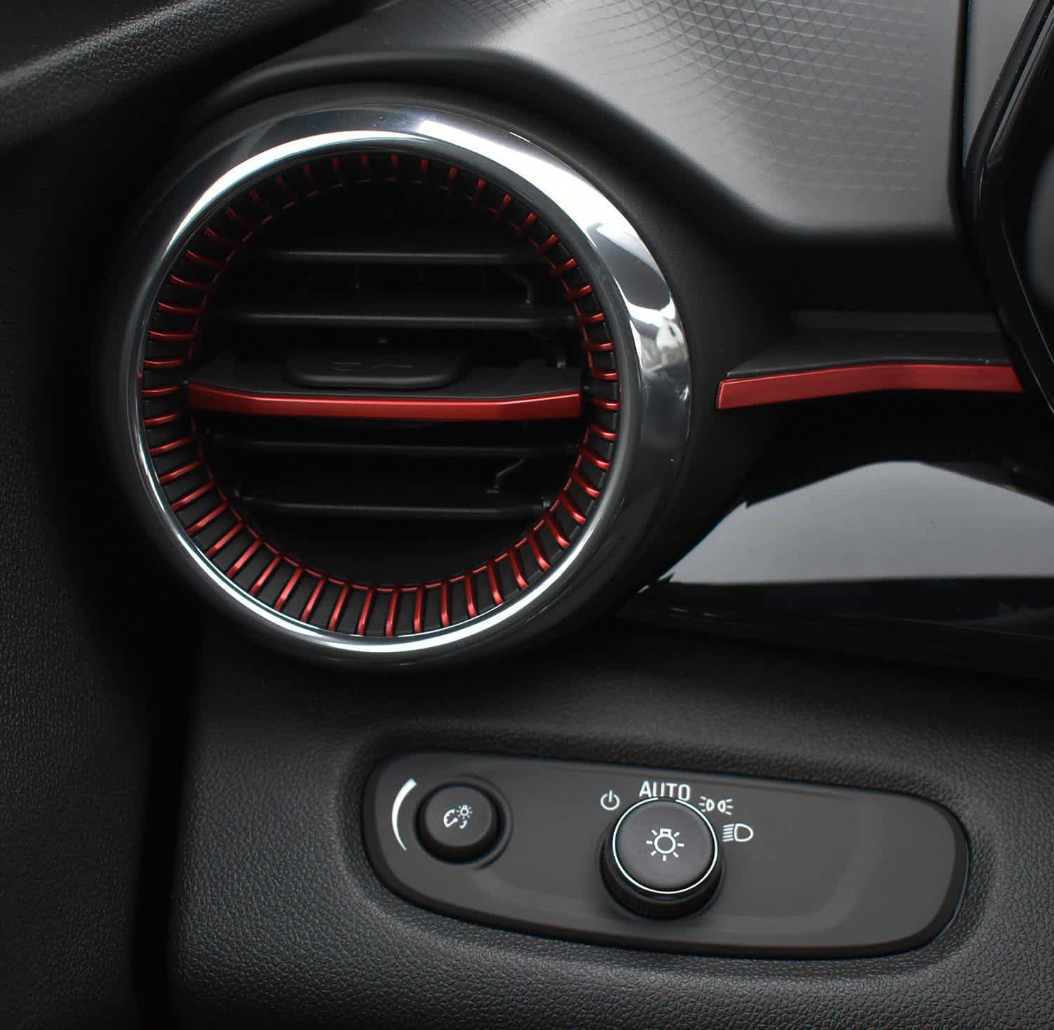 New 2026 Chevrolet Trax RS w/ Driver Confidence Package image 23