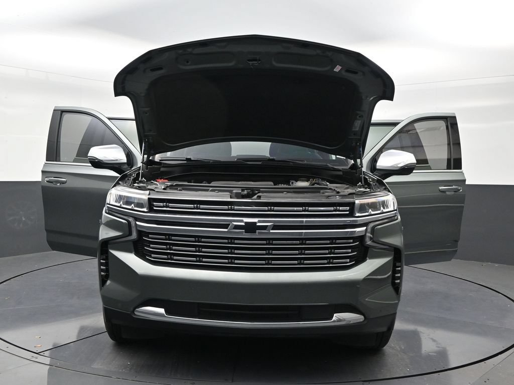 Used 2023 Chevrolet Suburban Premier RWD image 33