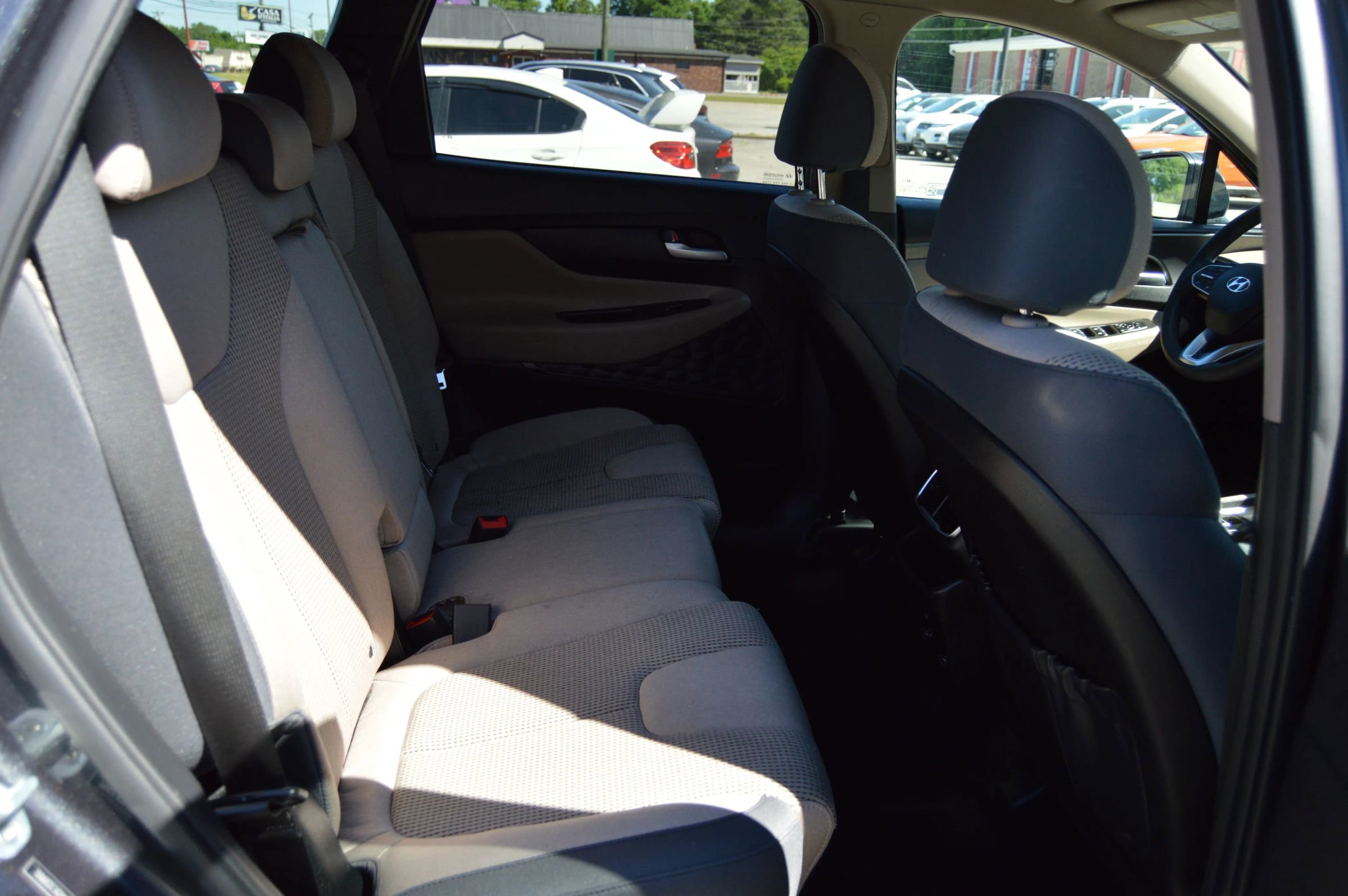 Used 2020 Hyundai Santa Fe SE AWD/4WD image 24