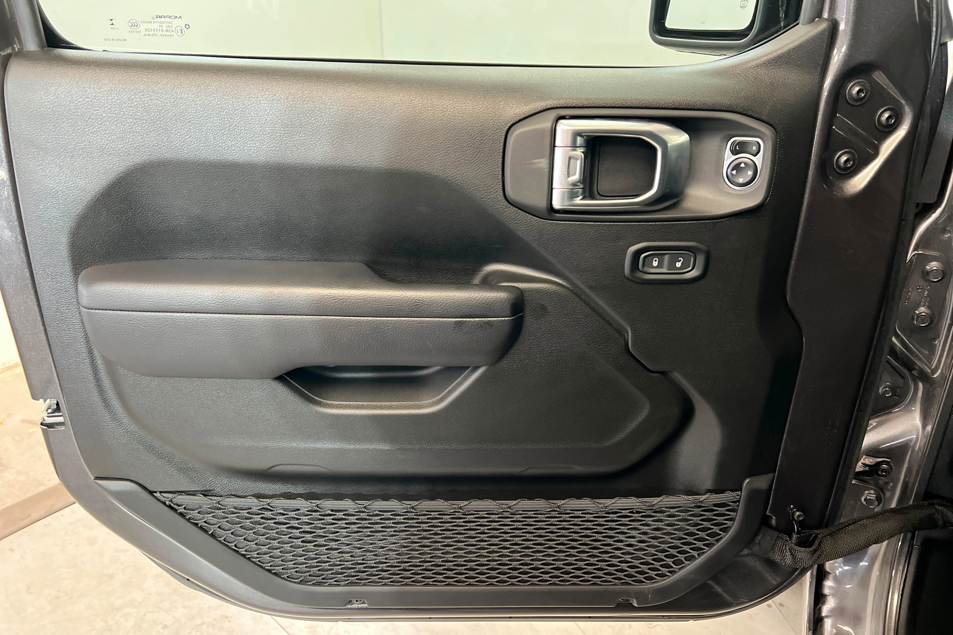 Certified 2024 Jeep Wrangler Sport S image 14