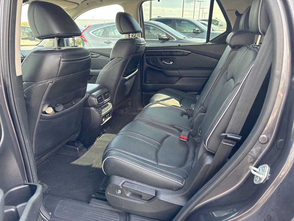 Used 2023 Honda Pilot Elite image 7