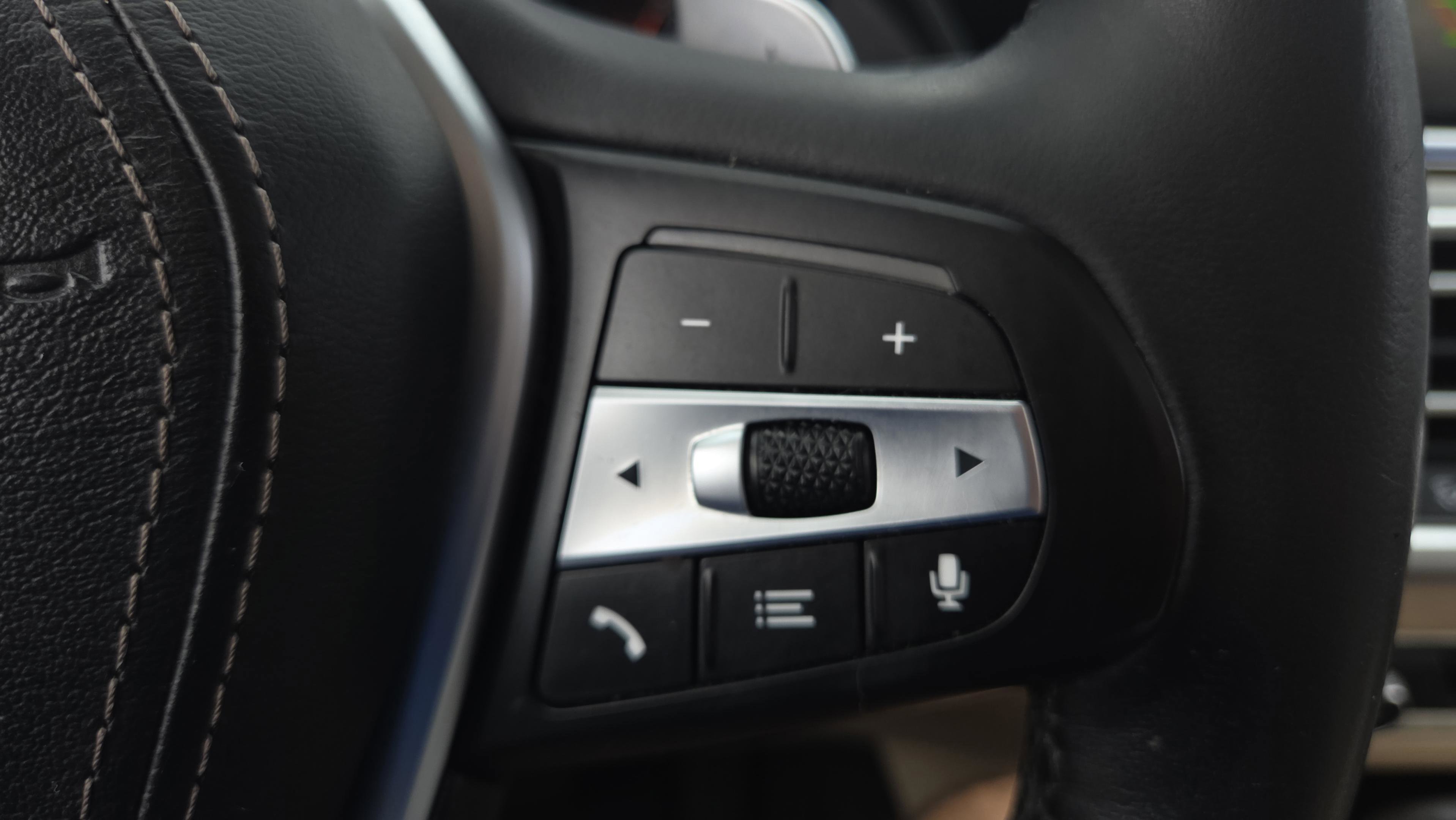 Used 2020 BMW X5 sDrive40i RWD image 29