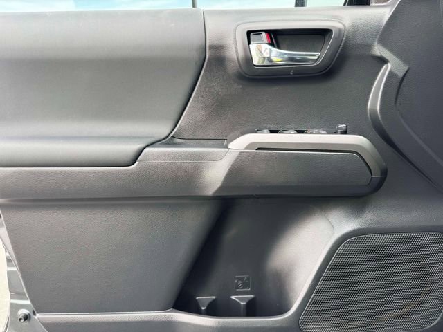 Used 2023 Toyota Tacoma TRD Off-Road image 16