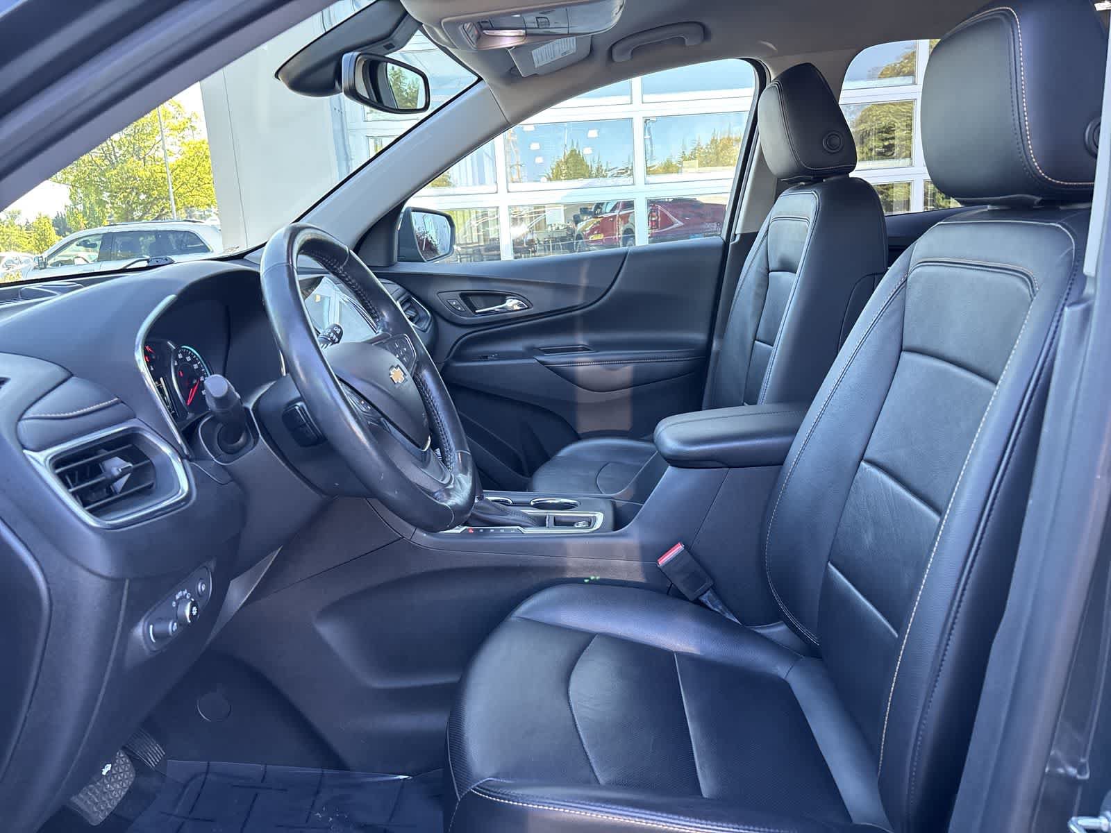 Used 2018 Chevrolet Equinox Premier FWD image 8