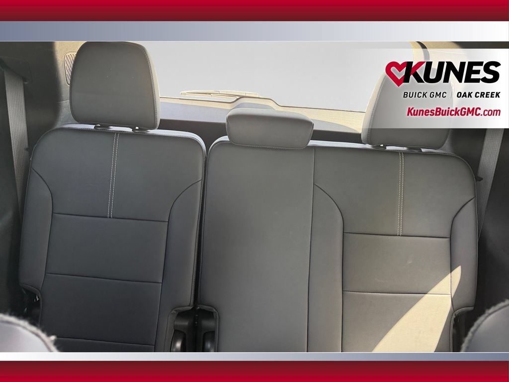 Used 2024 GMC Acadia Elevation AWD/4WD image 36
