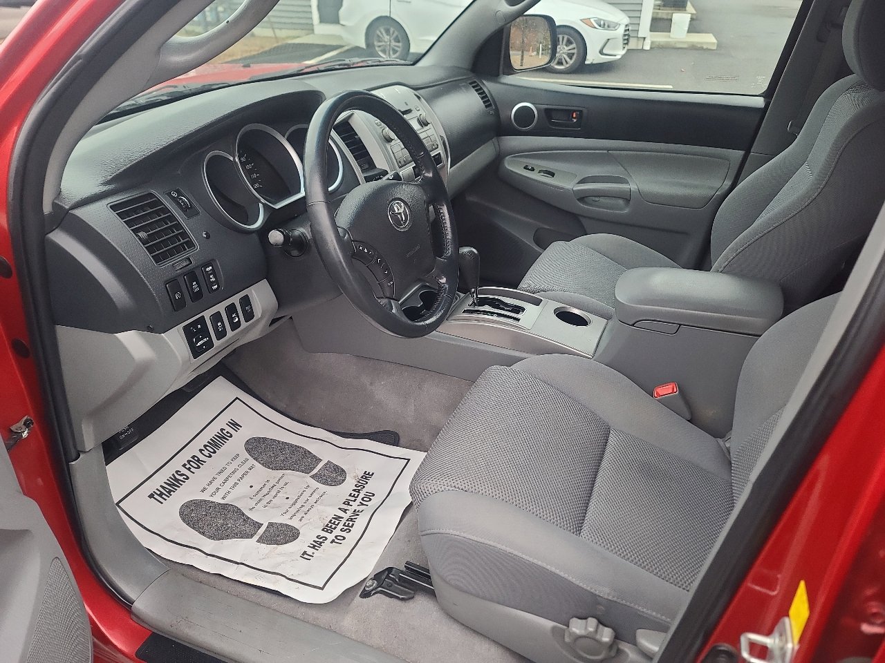 Used 2010 Toyota Tacoma 4x4 Double Cab image 10