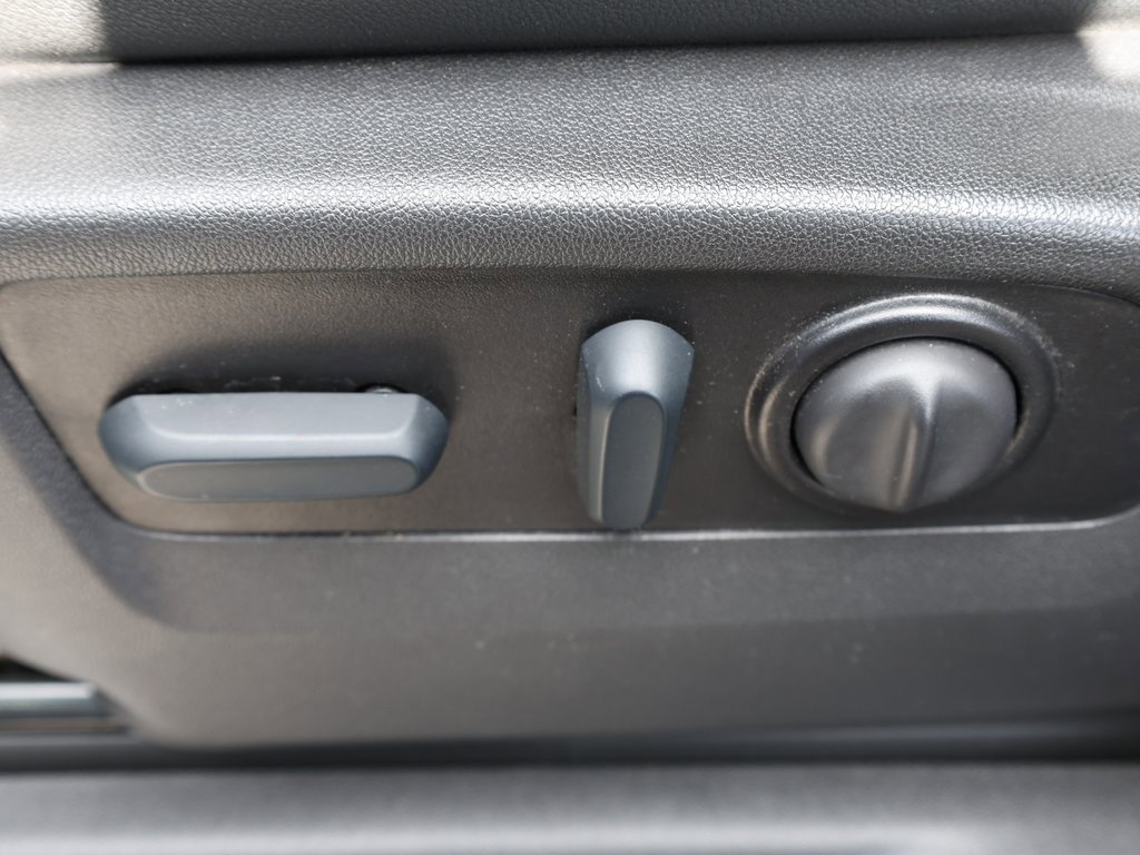 Used 2022 Chevrolet Silverado 2500 LTZ w/ LTZ Plus Package image 15