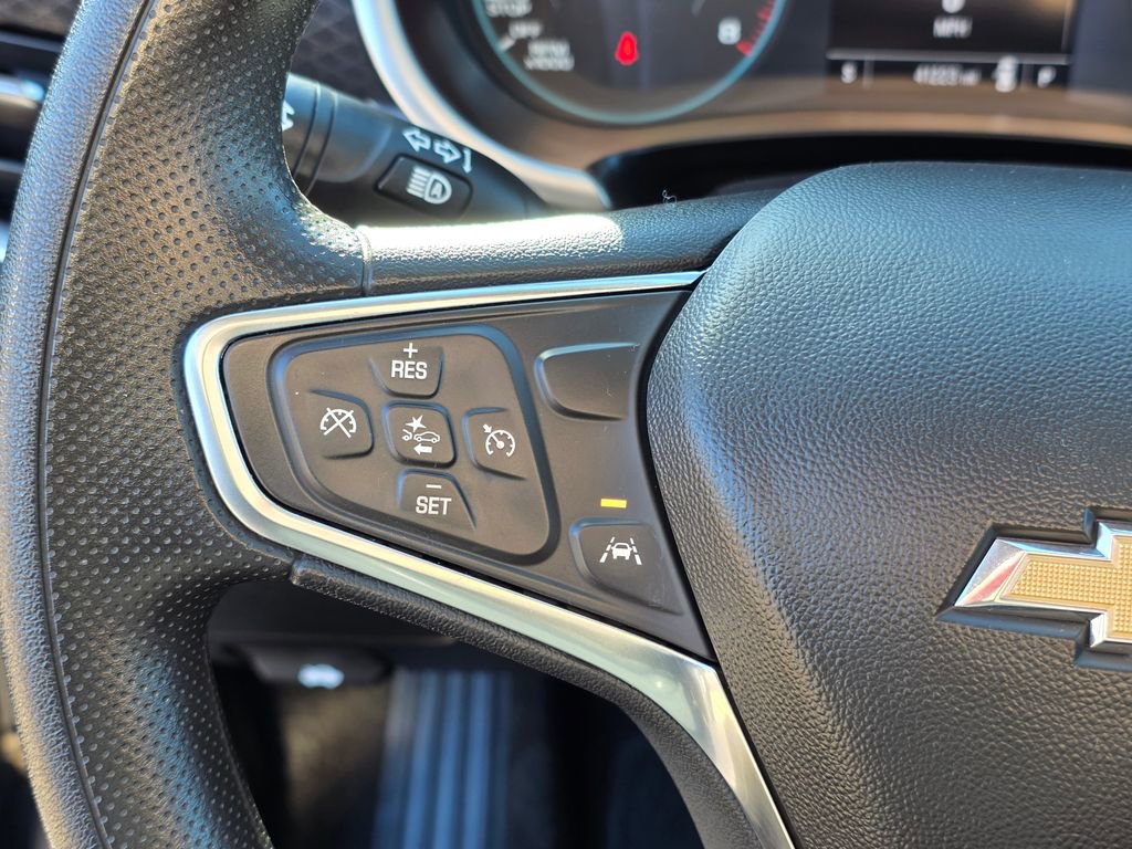 Used 2025 Chevrolet Malibu LT image 18