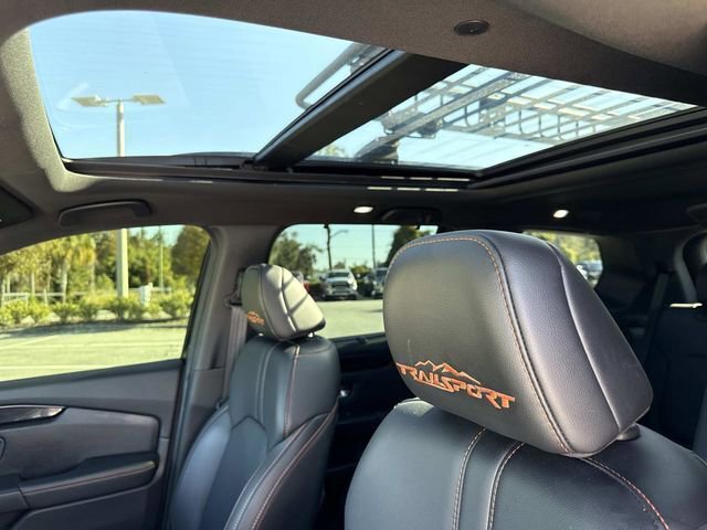 Used 2024 Honda Pilot TrailSport image 23