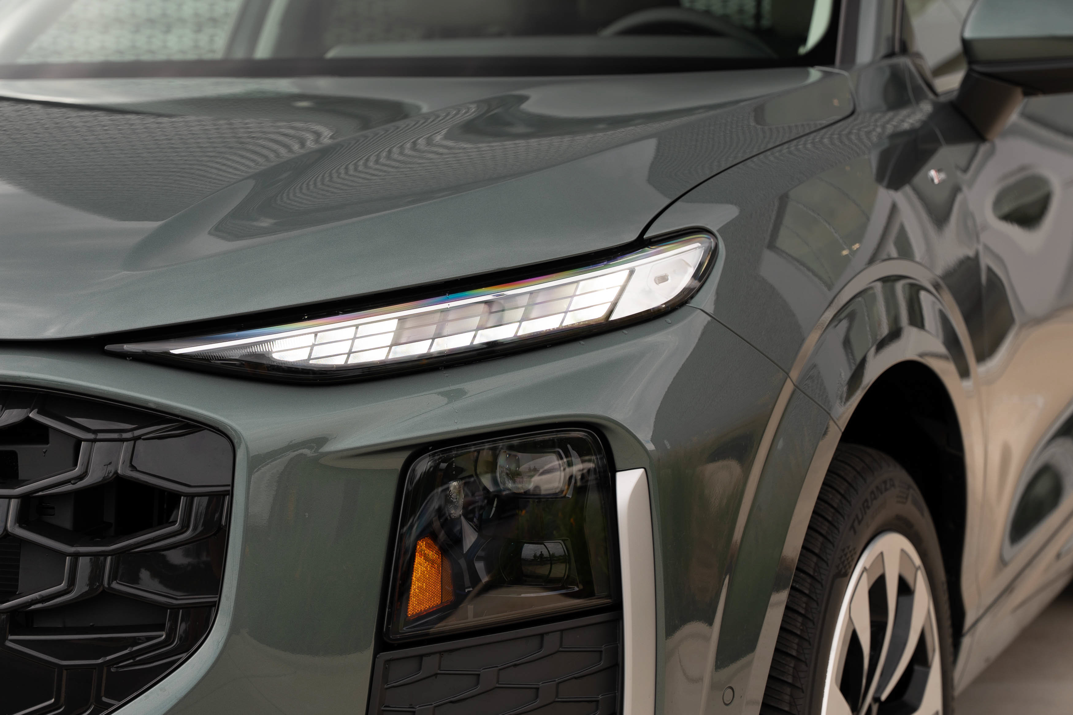 New 2026 Audi Q3 quattro 2.0T AWD/4WD image 28