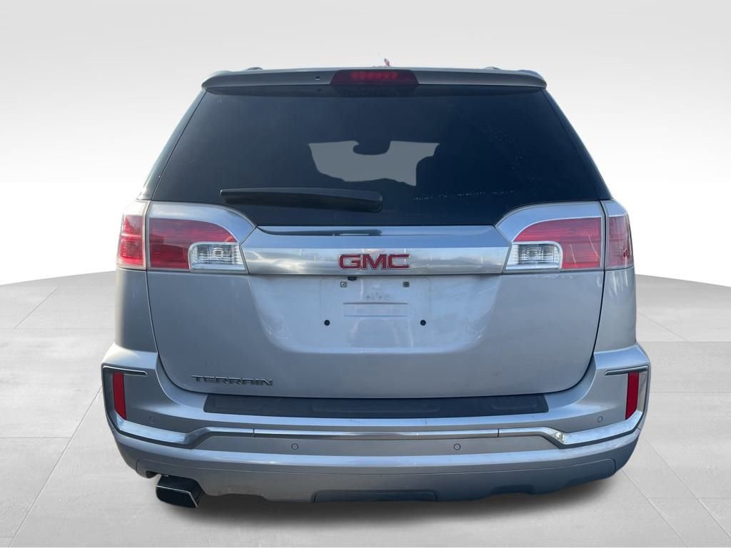 Used 2017 GMC Terrain Denali image 4