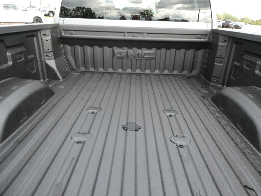 New 2026 GMC Sierra 2500 SLE w/ SLE Value Package; AWD/4WD image 6
