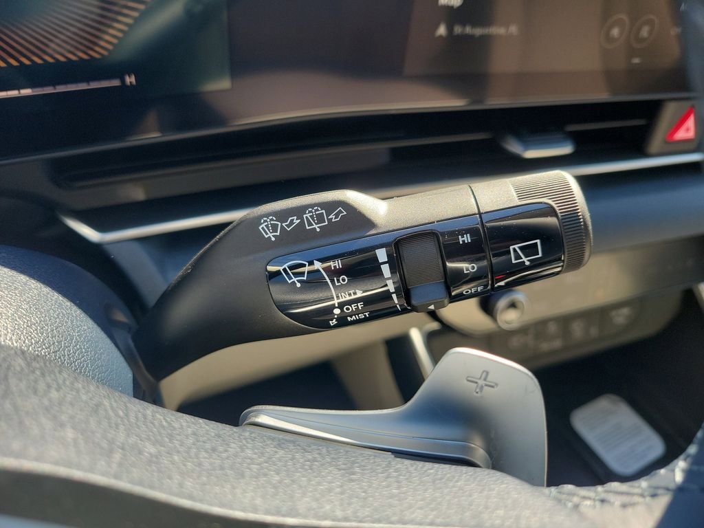 New 2026 Kia Carnival EX FWD image 30