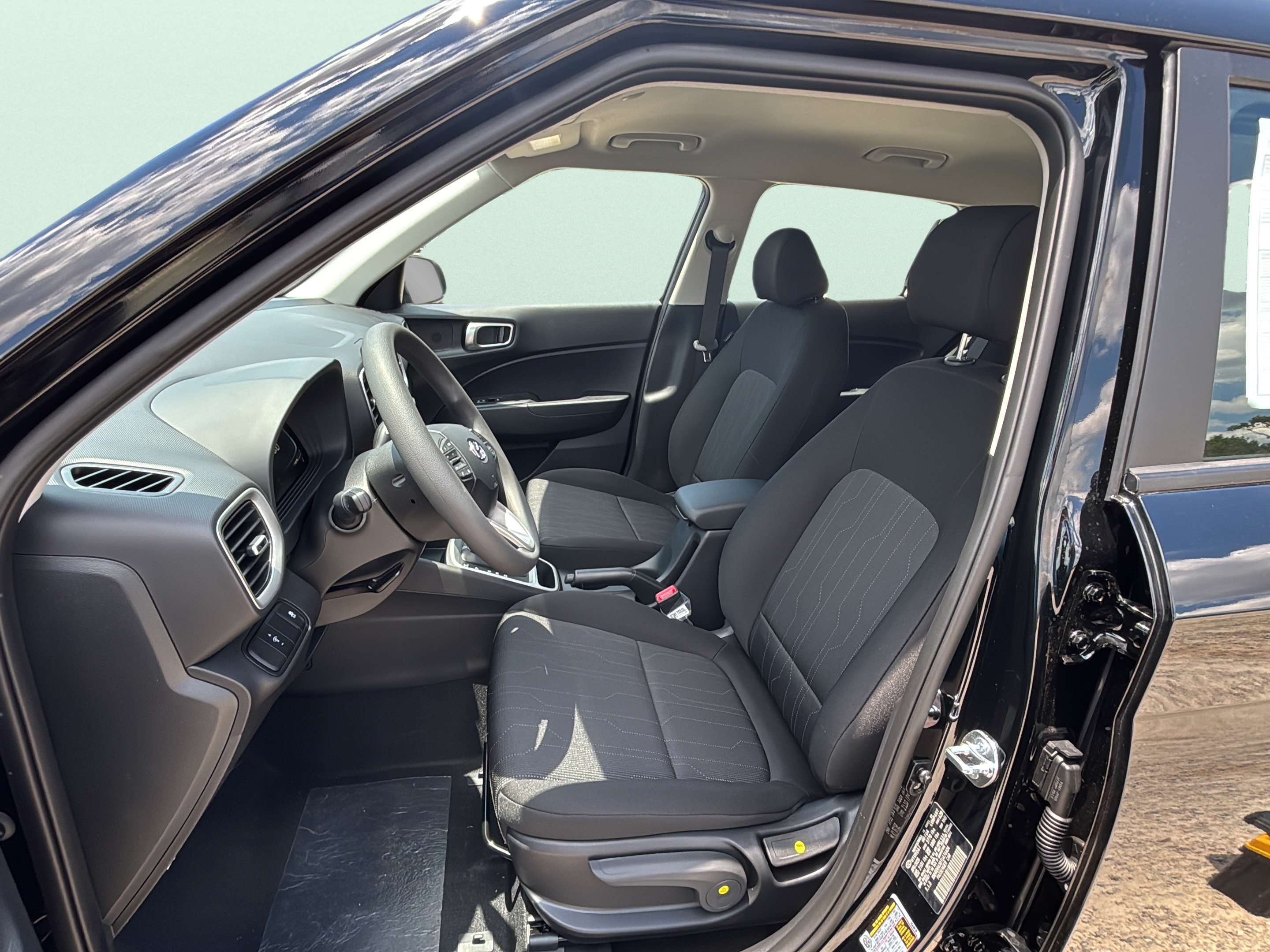 New 2026 Hyundai Venue SE FWD image 20