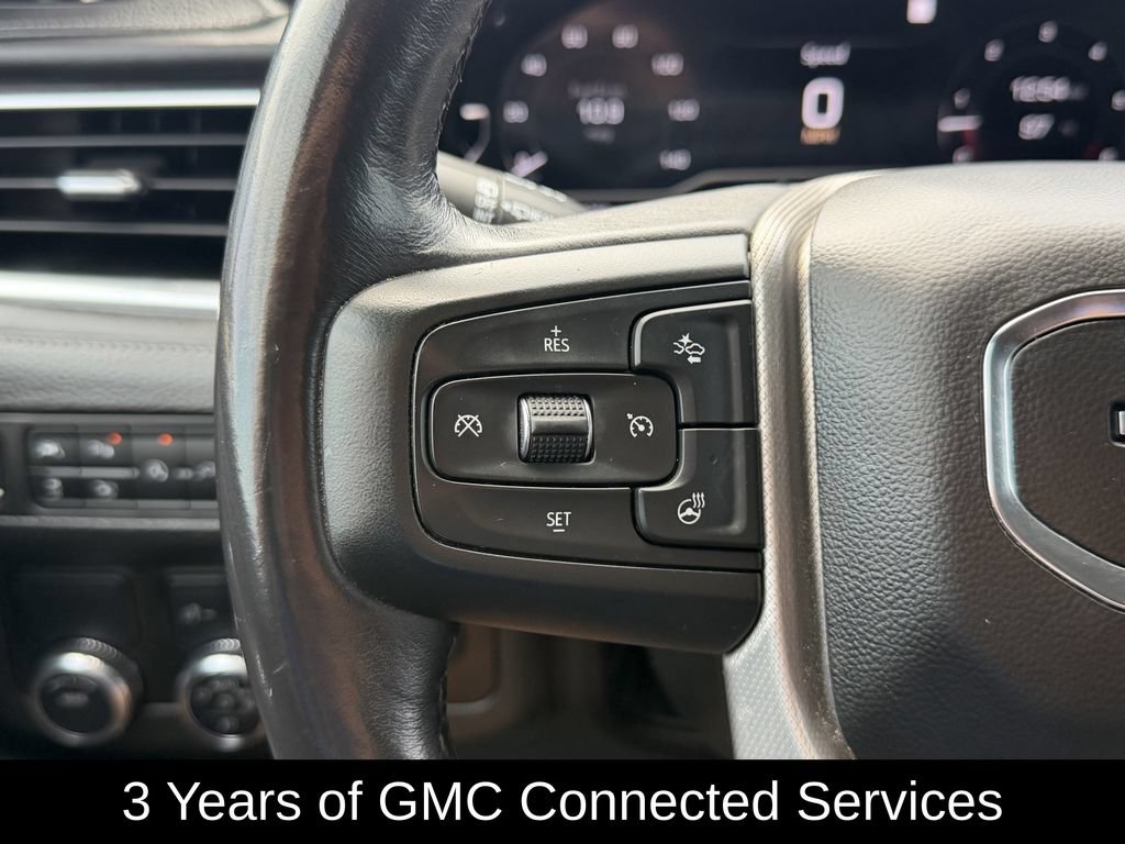 Used 2022 GMC Yukon XL Denali RWD image 16