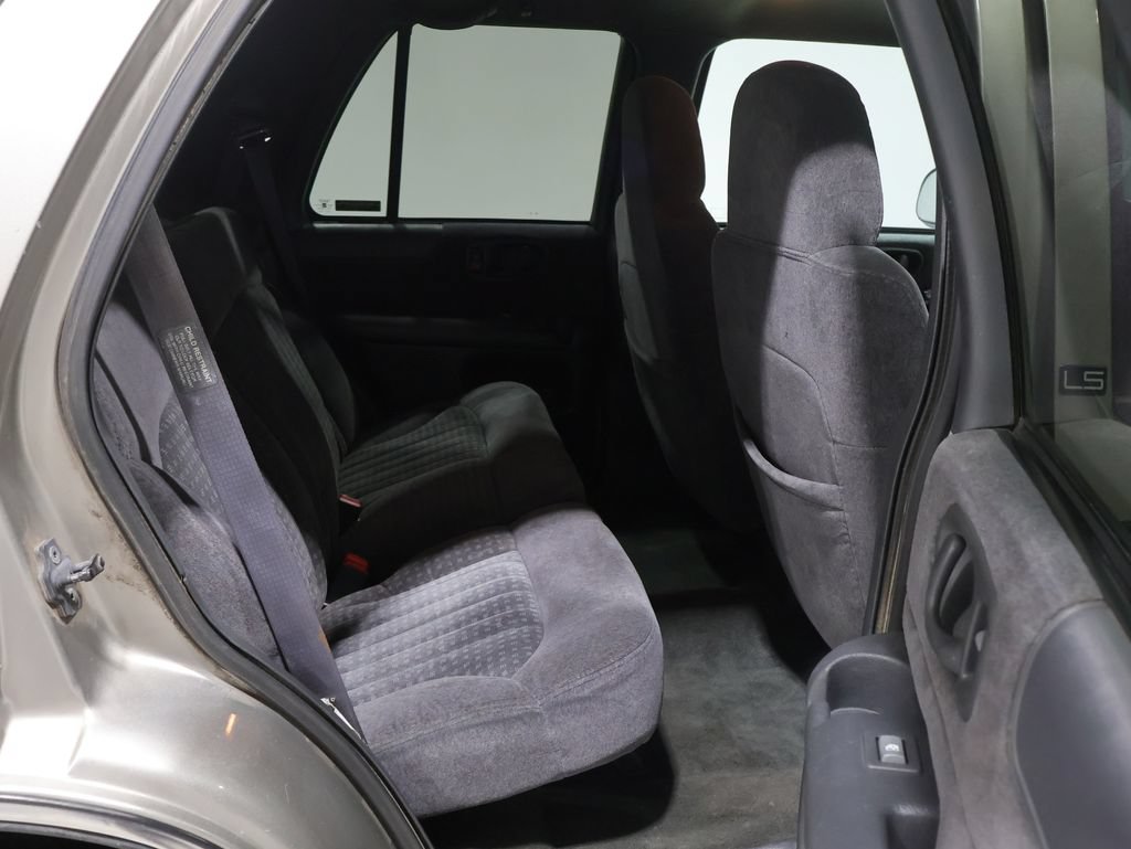 Used 1998 Chevrolet Blazer LS w/ Preferred Equipment Group RWD image 20