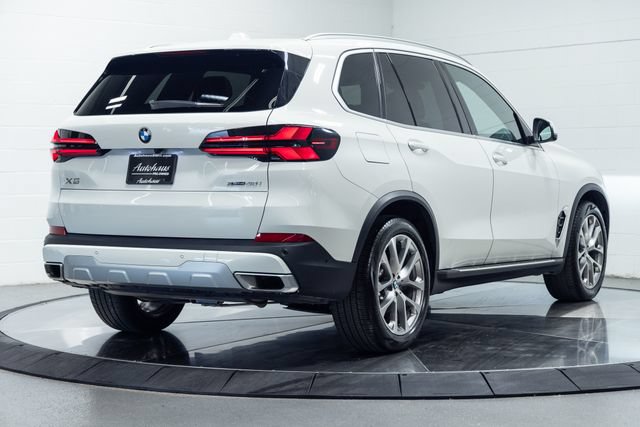 Used 2026 BMW X5 xDrive40i AWD/4WD image 10