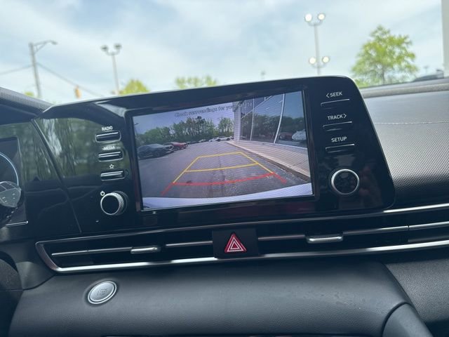 Used 2021 Hyundai Elantra SEL w/ Convenience + Premium Package image 16