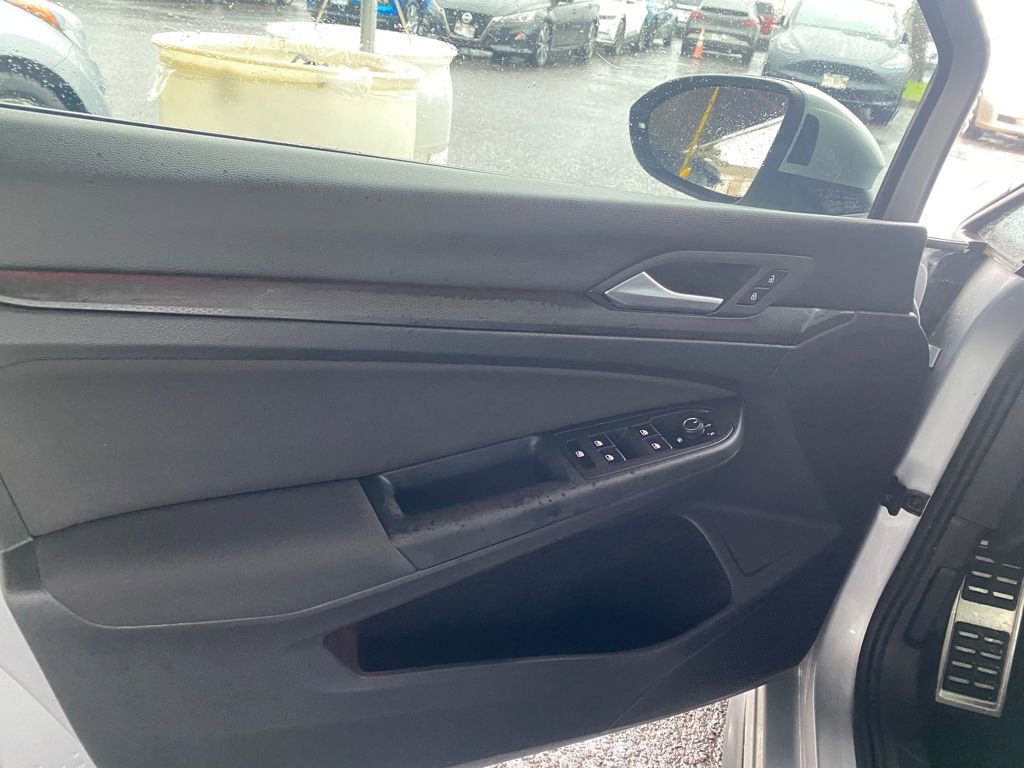 Used 2022 Volkswagen GTI S image 31