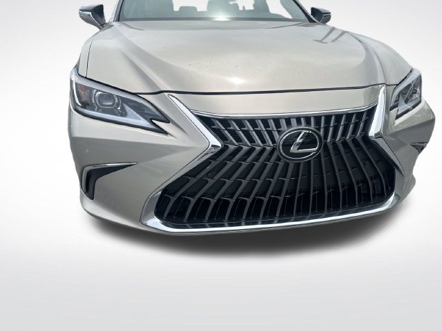 Used 2024 Lexus ES 350 w/ Premium Package FWD image 8