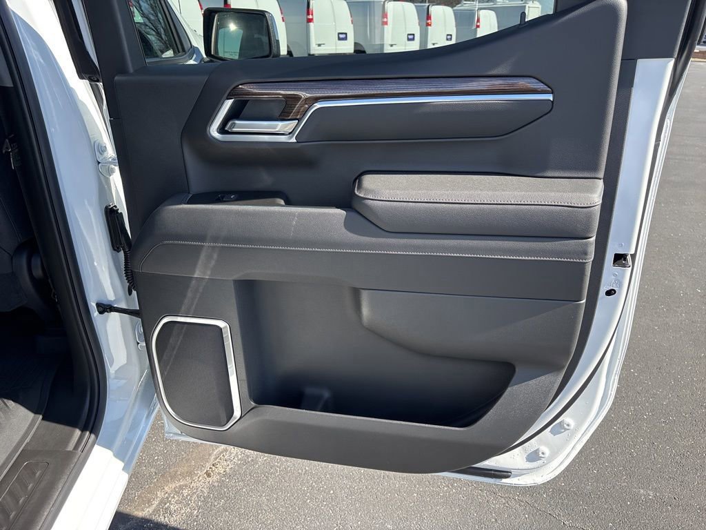 New 2026 Chevrolet Silverado 1500 LT image 42