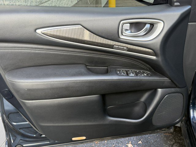 Used 2020 INFINITI QX60 Luxe w/ Essential Package image 24