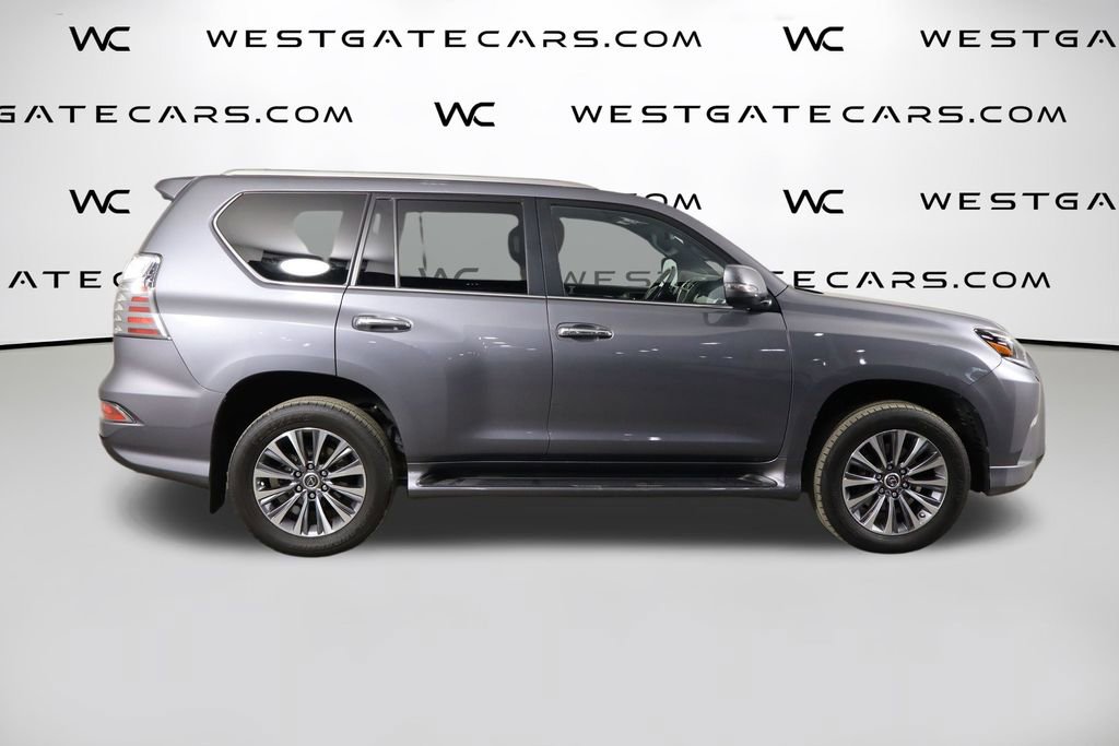 Used 2021 Lexus GX 460 Luxury w/ Accessory Package AWD/4WD image 49