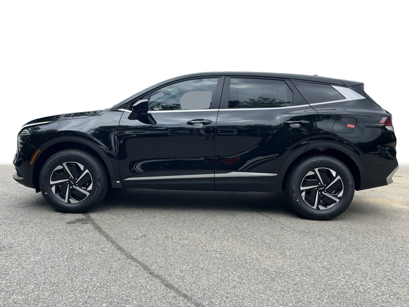 New 2025 Kia Sportage LX AWD/4WD image 19