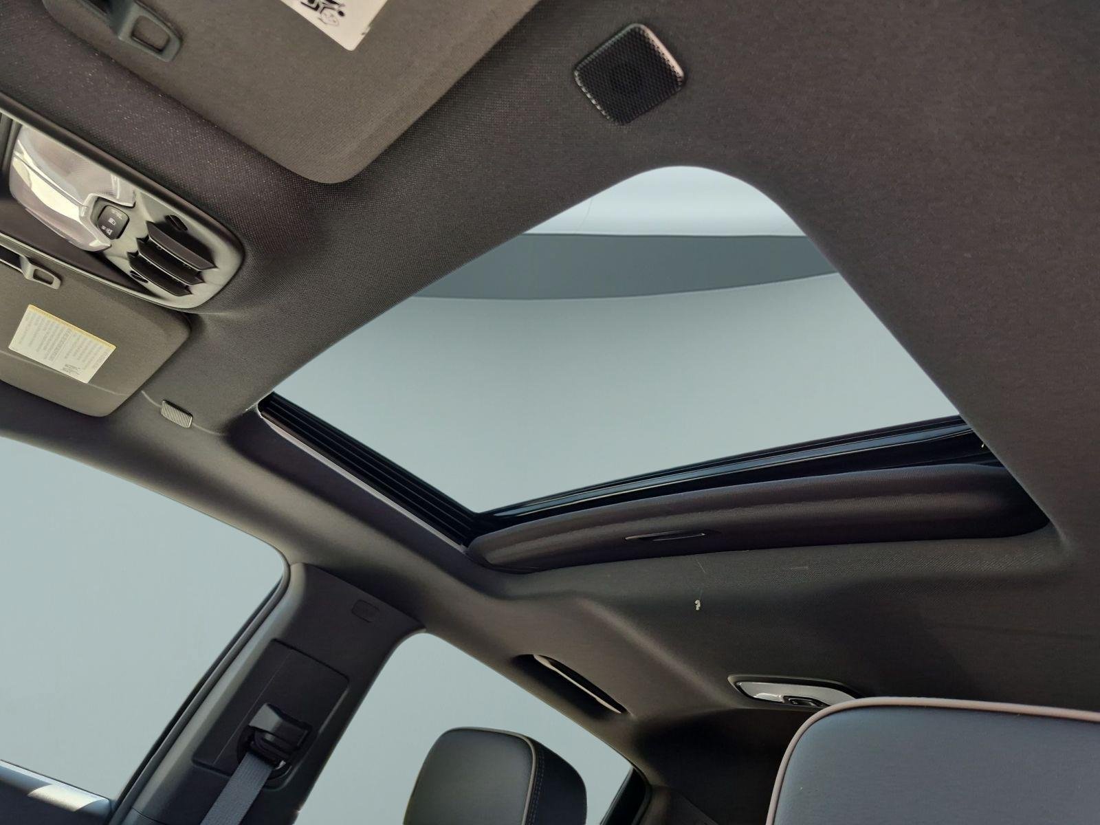 New 2026 GMC Canyon Denali AWD/4WD image 18
