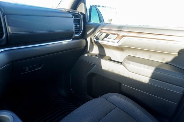 Used 2025 Chevrolet Silverado 1500 LT image 26