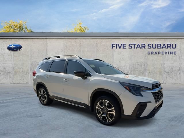 Used 2025 Subaru Ascent Limited AWD/4WD image 2