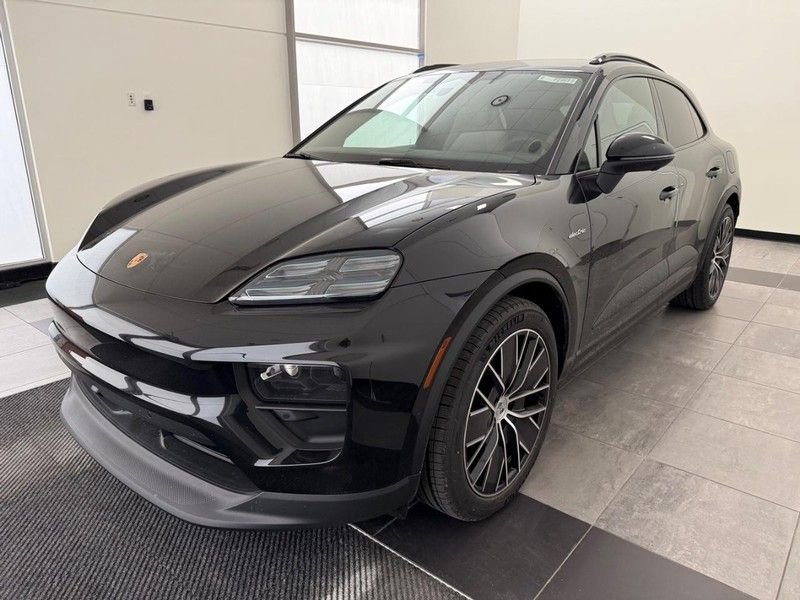 New 2026 Porsche Macan 4 Electric AWD/4WD image 1