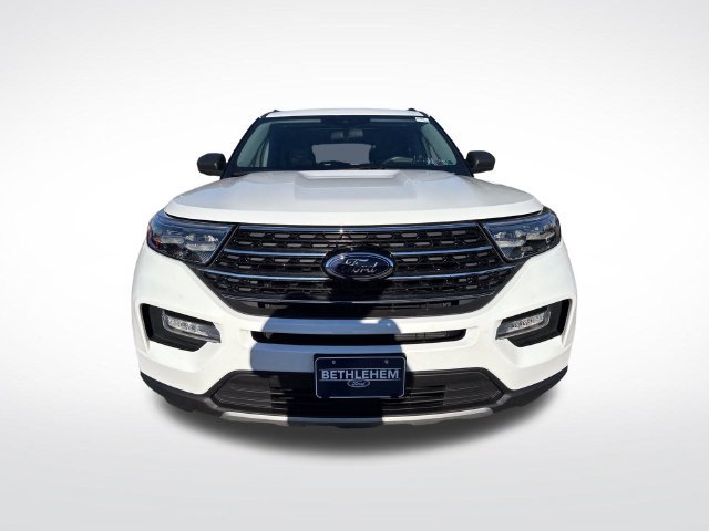 Used 2021 Ford Explorer XLT w/ Equipment Group 202A AWD/4WD image 9
