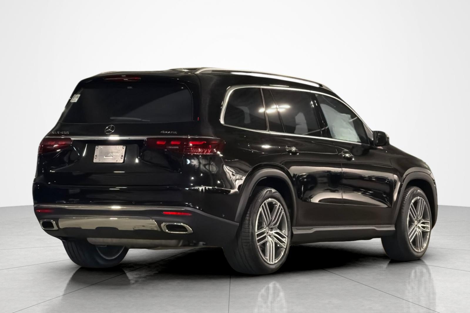 New 2026 Mercedes-Benz GLS 450 4MATIC image 5