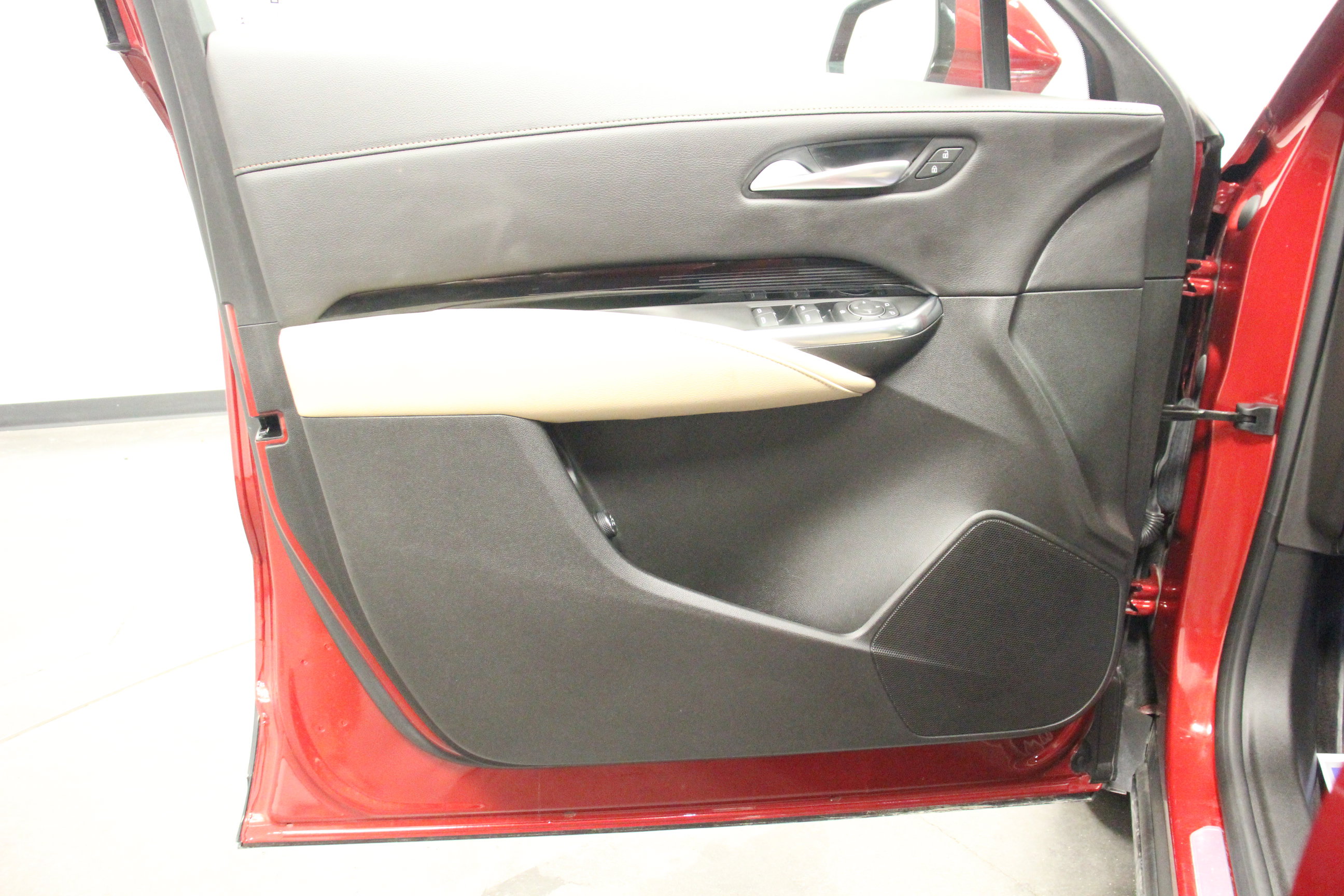 Used 2024 Cadillac XT4 Luxury image 14