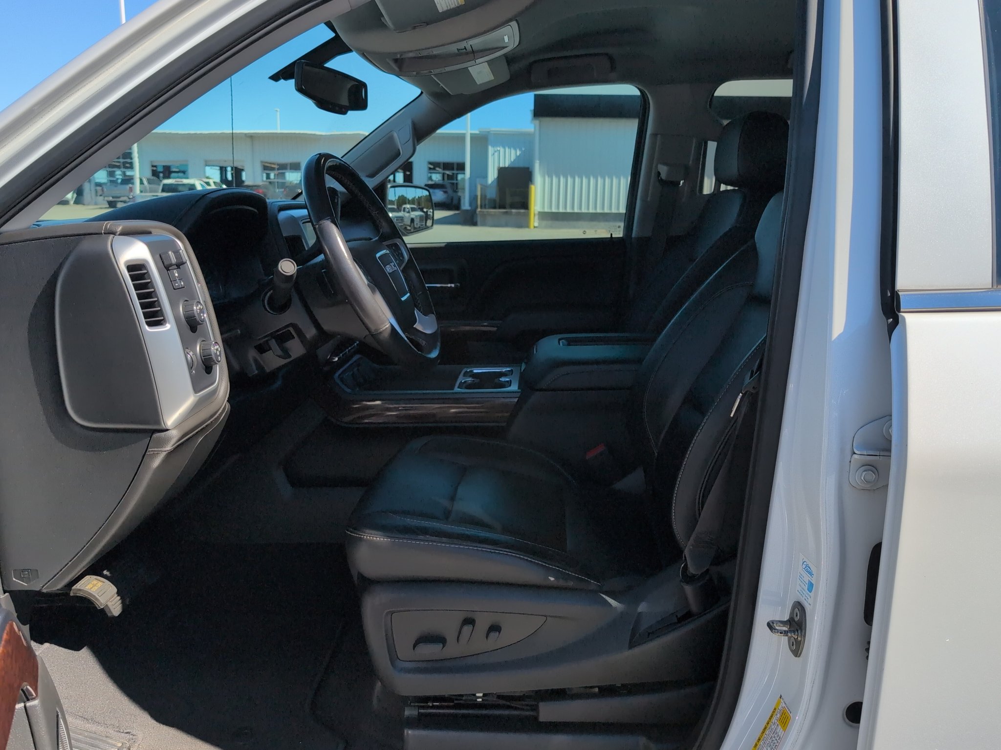Used 2018 GMC Sierra 1500 SLT w/ Texas SLT Premium Package AWD/4WD image 15