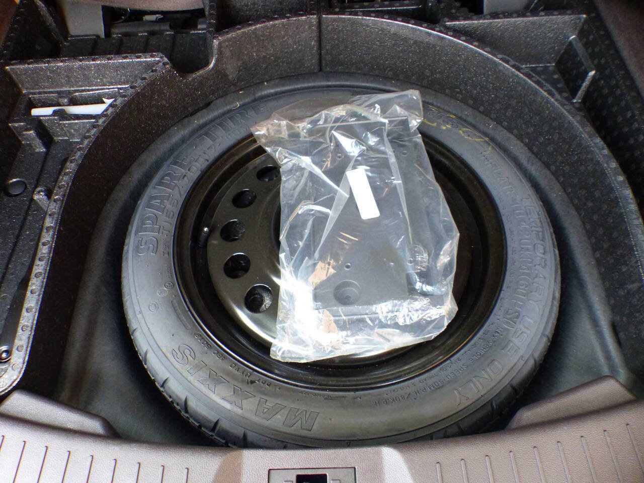 Used 2019 Lincoln MKC Select w/ Select Plus Package image 20