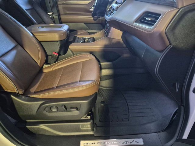 Used 2021 Chevrolet Suburban High Country AWD/4WD image 21