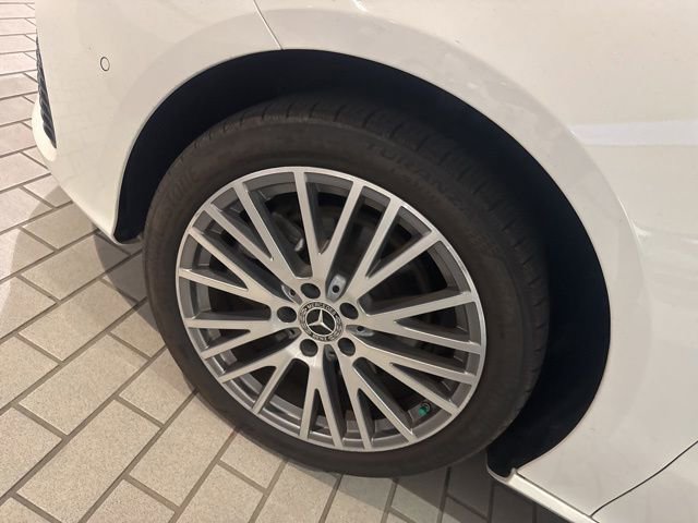 Used 2025 Mercedes-Benz CLA 250 image 17