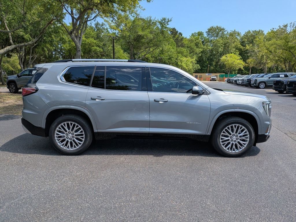 New 2026 GMC Acadia Denali w/ Super Cruise Package FWD image 3