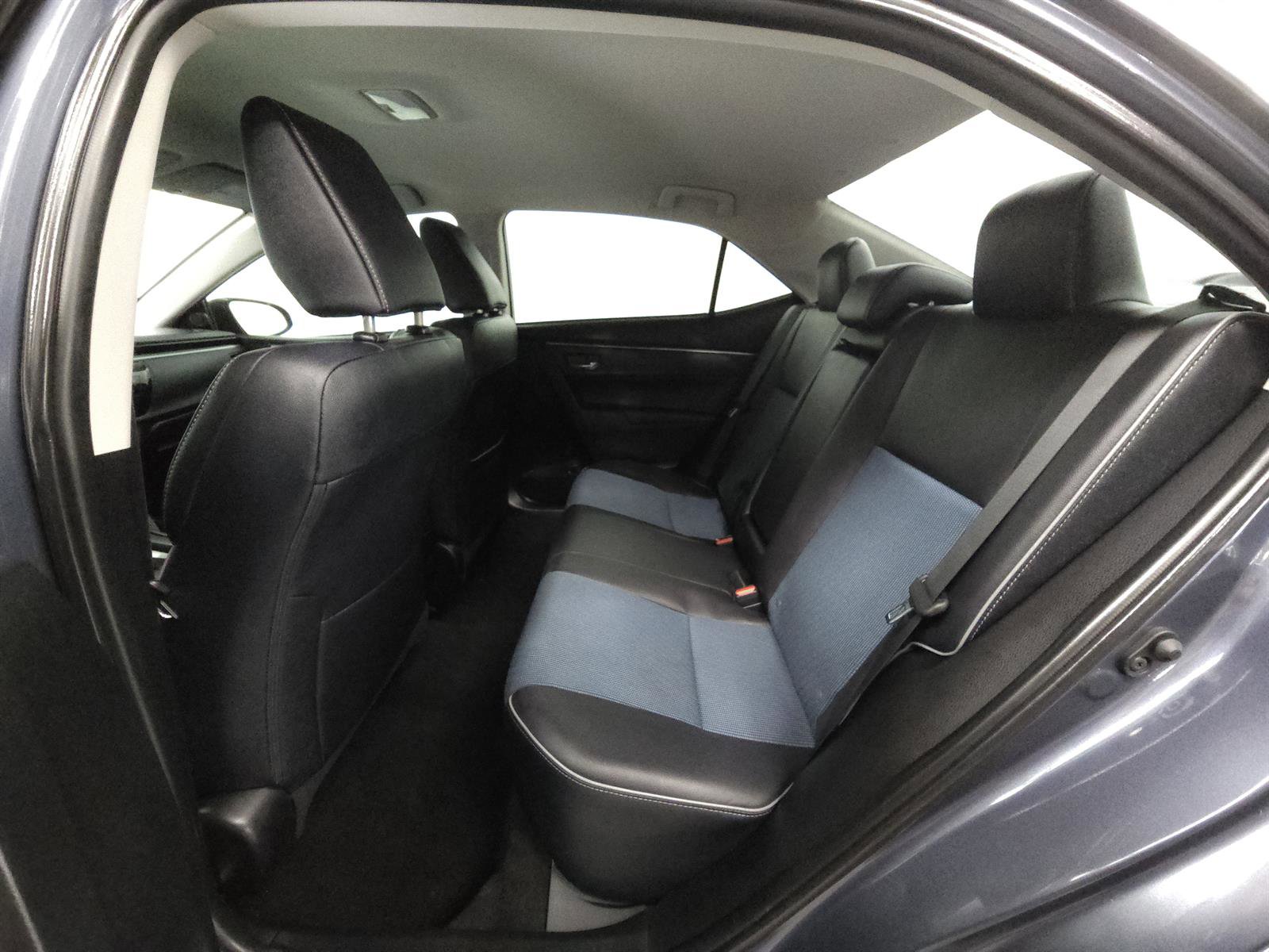 Used 2016 Toyota Corolla S FWD image 5