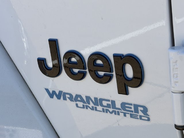 Used 2021 Jeep Wrangler Unlimited Sahara AWD/4WD image 8